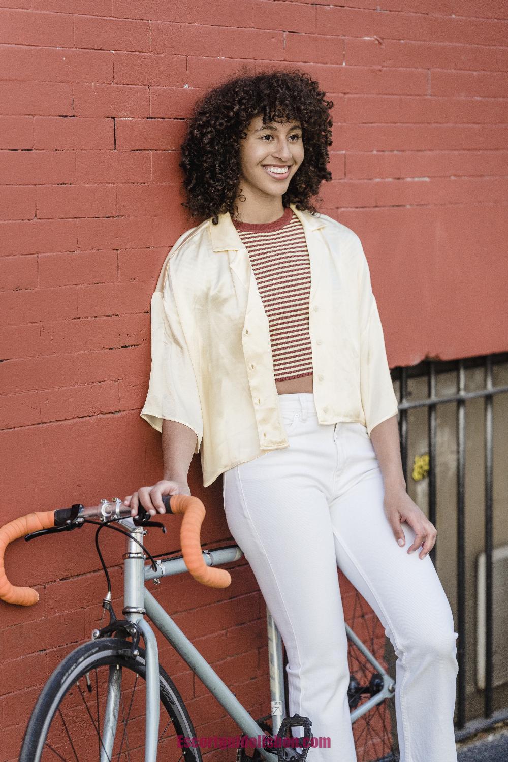 "מוקסם מעיר הניגודים של תל אביב"